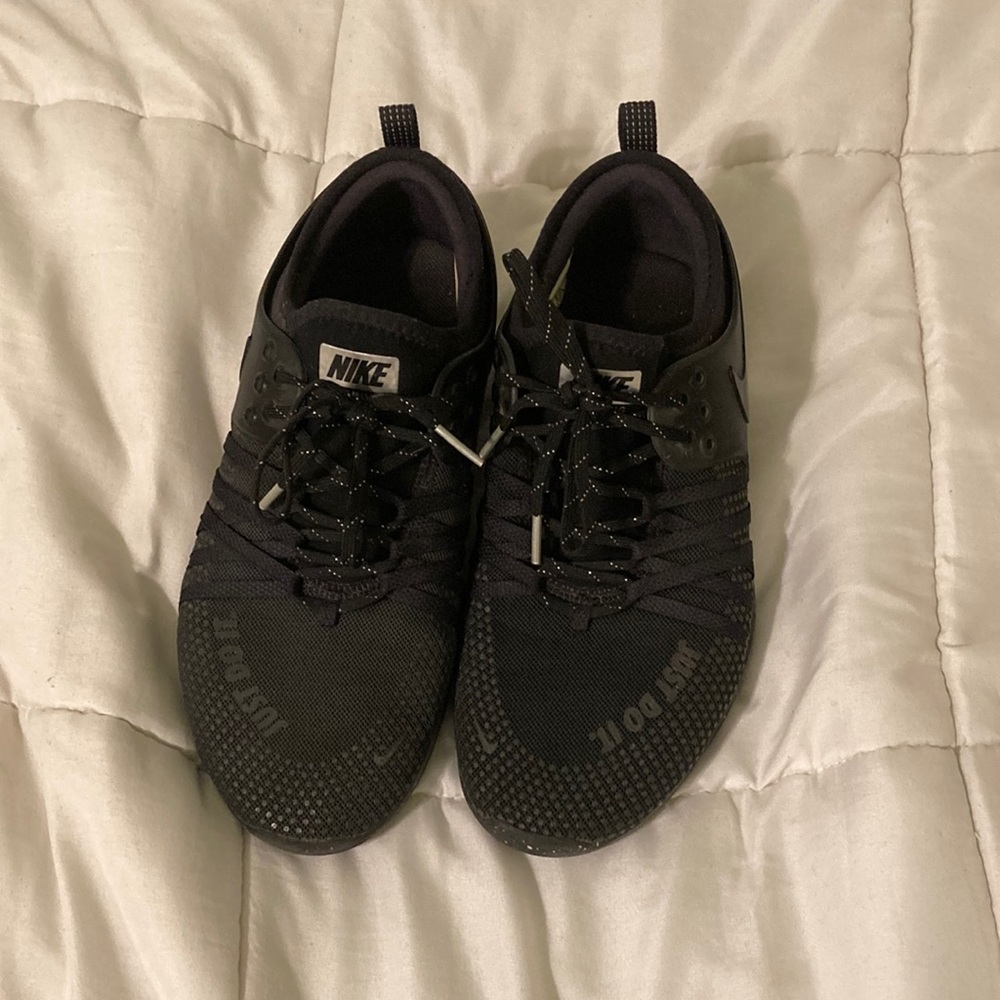 nike gym shoes
